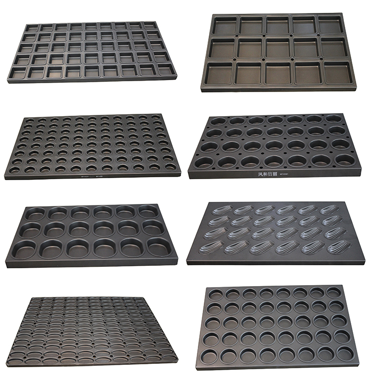 muffin pan in aluminium material-1.png