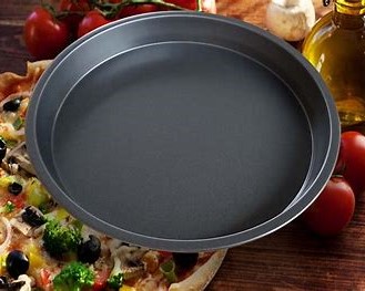 Wide Rim Pizza Pans